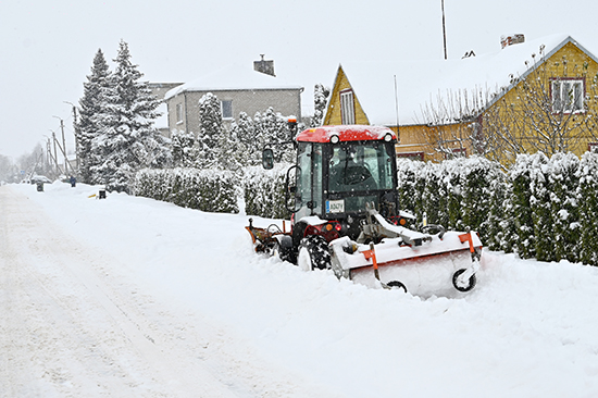 sniego valymas saligatviai